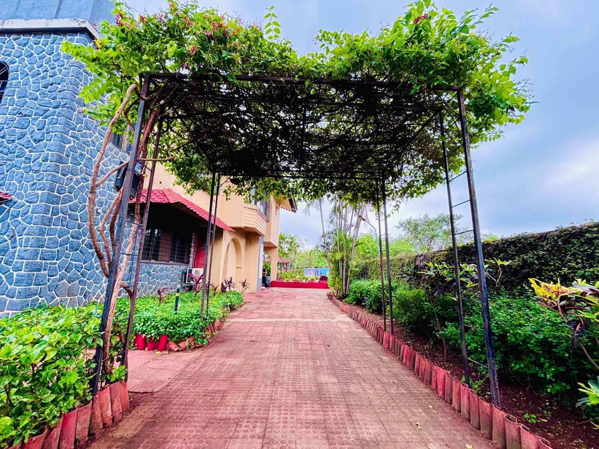 Bailey'S Castle Villa Lonavla Zewnętrze zdjęcie