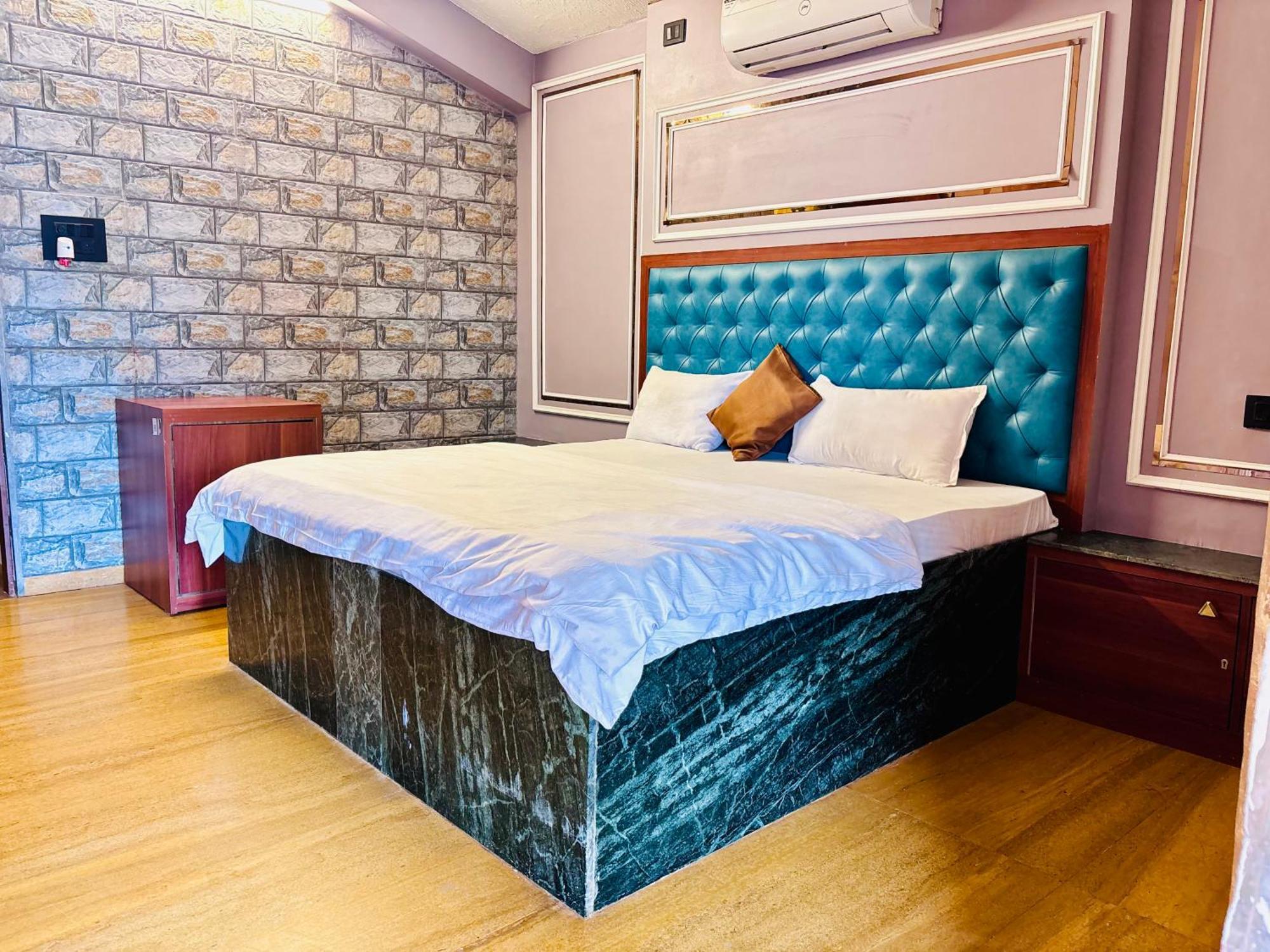 Bailey'S Castle Villa Lonavla Zewnętrze zdjęcie